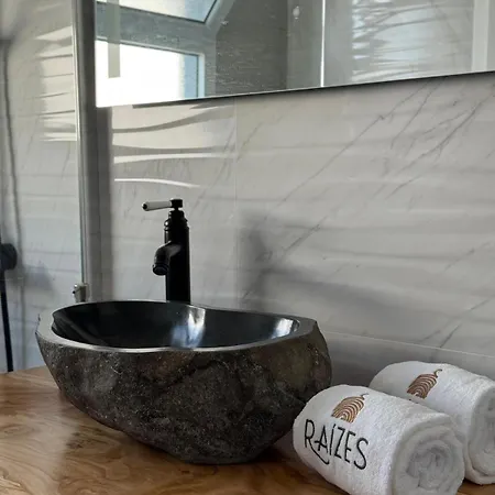 Feriehus Raizes Al *